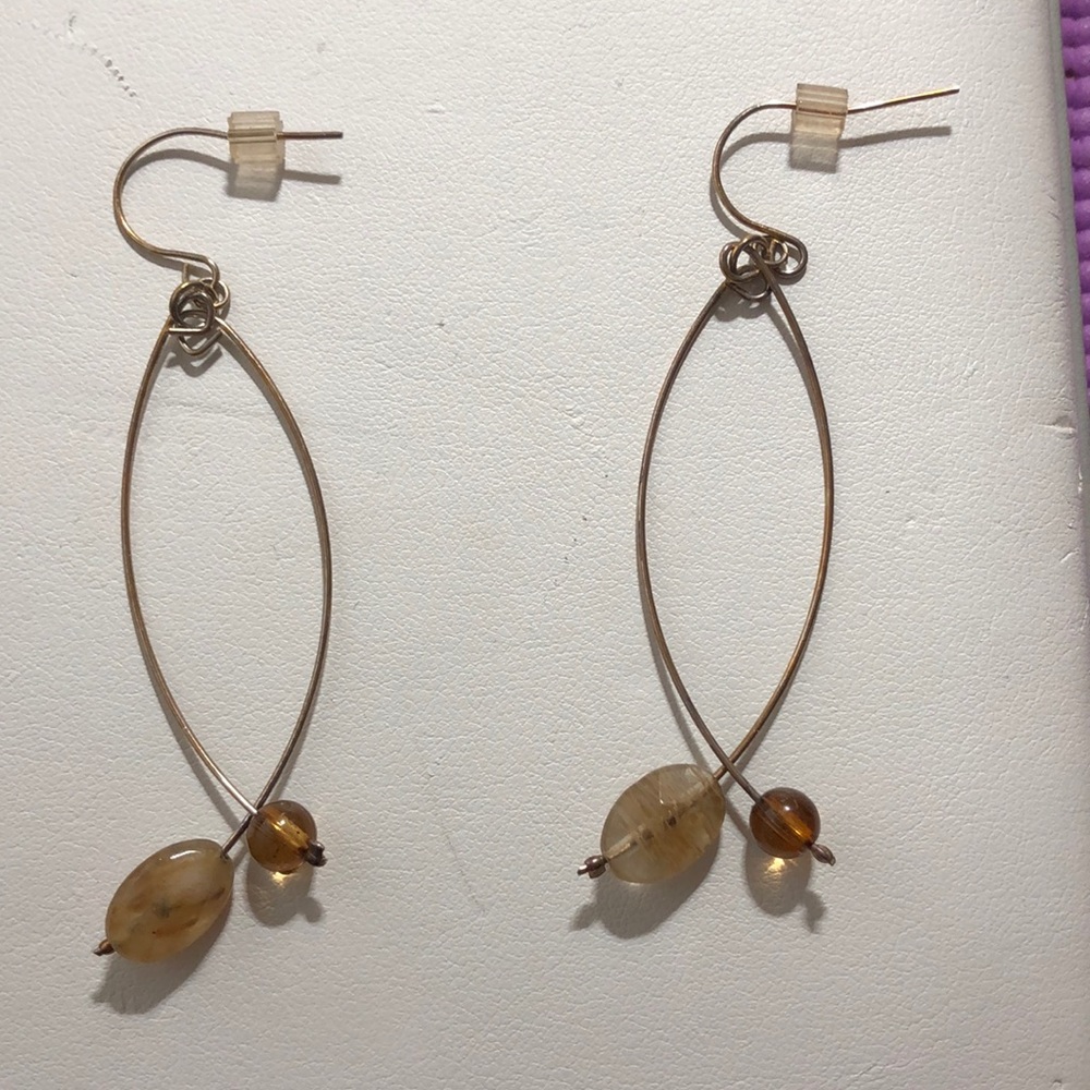 Hanging stone/bead earrings